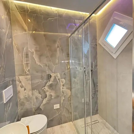 The Three Diamonds - * Cesenatico