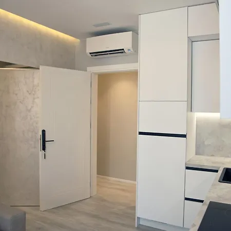 Апартаменты The Three Diamonds - *