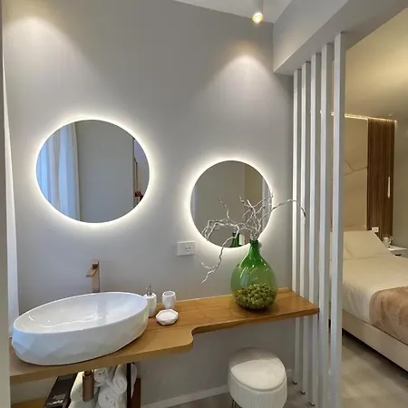 The Three Diamonds -