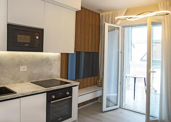 The Three Diamonds - * Cesenatico