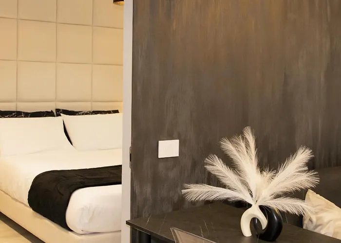 The Three Diamonds -