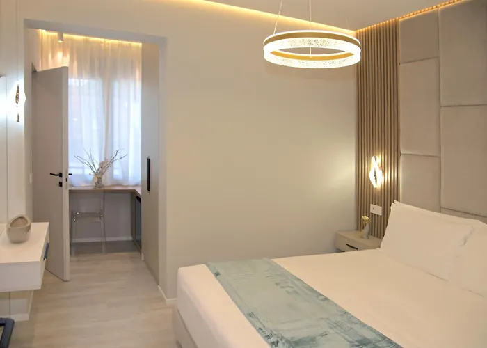 The Three Diamonds -